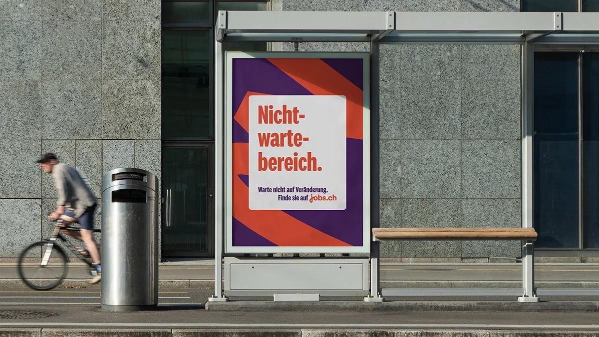JobCloud career campaign in a Swiss railway station